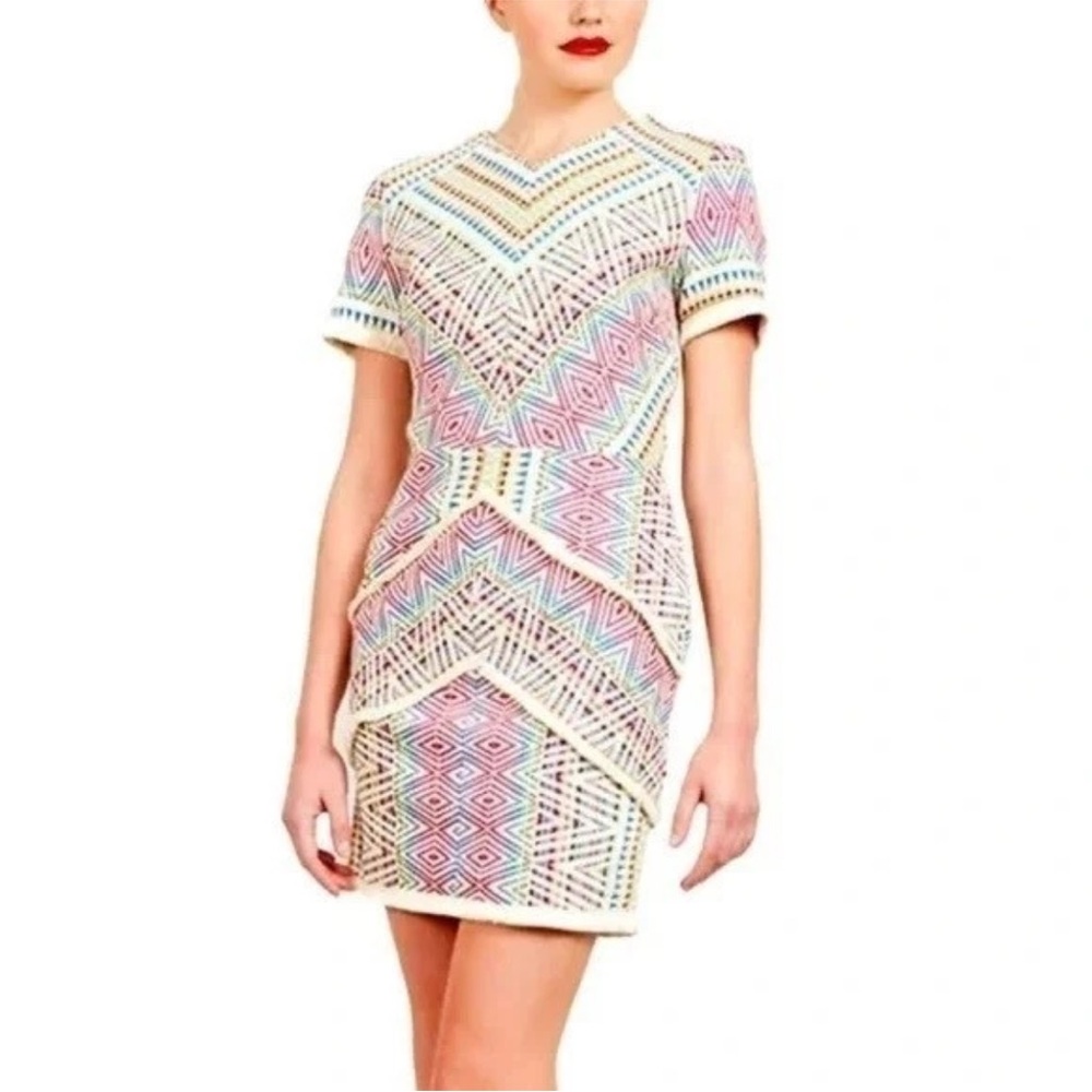 Adelyn Rae Geometric Patterned Short Sleeve shift Dress